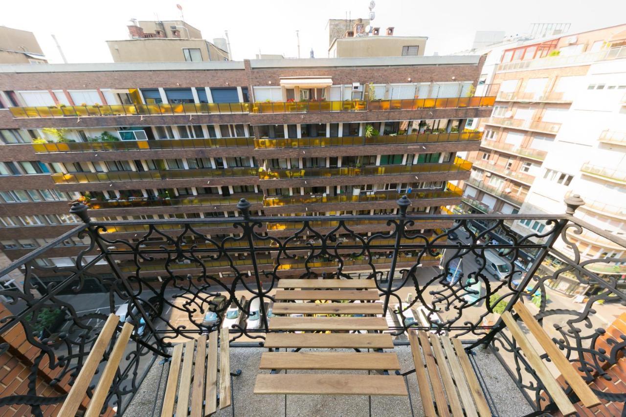 Madach Fox Apartment Budapest Eksteriør billede